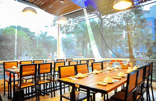 Nội thất quán ăn, nhà hàng - Công Ty TNHH Thương Mại Dịch Vụ Sản Xuất Tân Ngọc Châu TNC